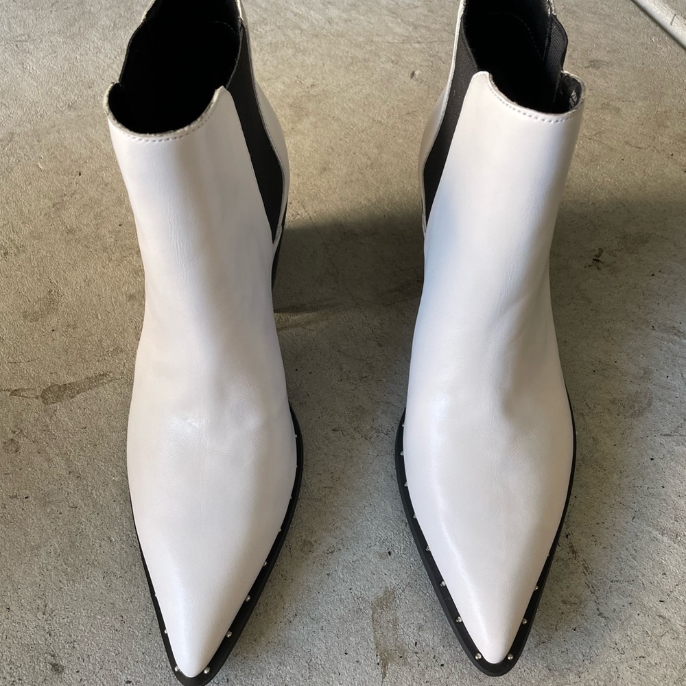 New White Charles By Charles David Dodger Chelsea… - image 1